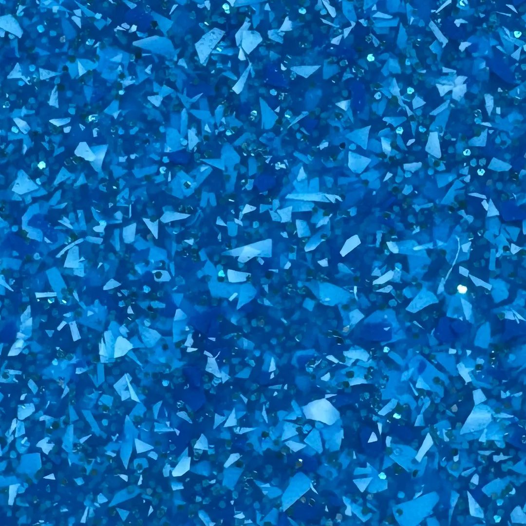 Kuipafwerking van WaterRows Electric Blue