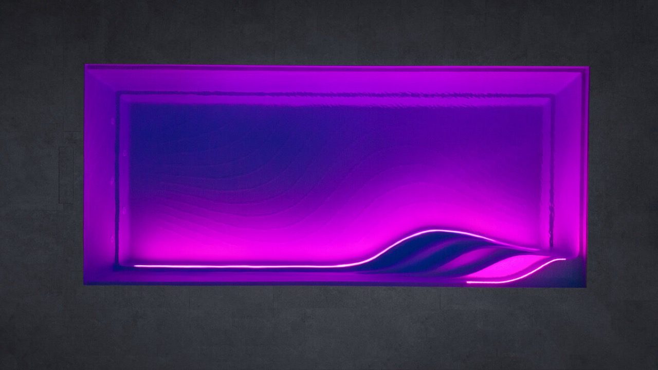 Bovenaanzicht van een WaterRows zwembad met paarse ledverlichting bij nacht